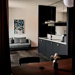 Szálloda Karl August - A Neighborhood 4*