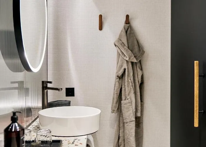 Karl August - A Neighborhood Hotel 4*