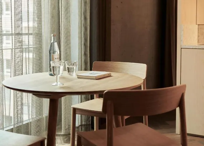 Hotel Karl August - A Neighborhood 4*