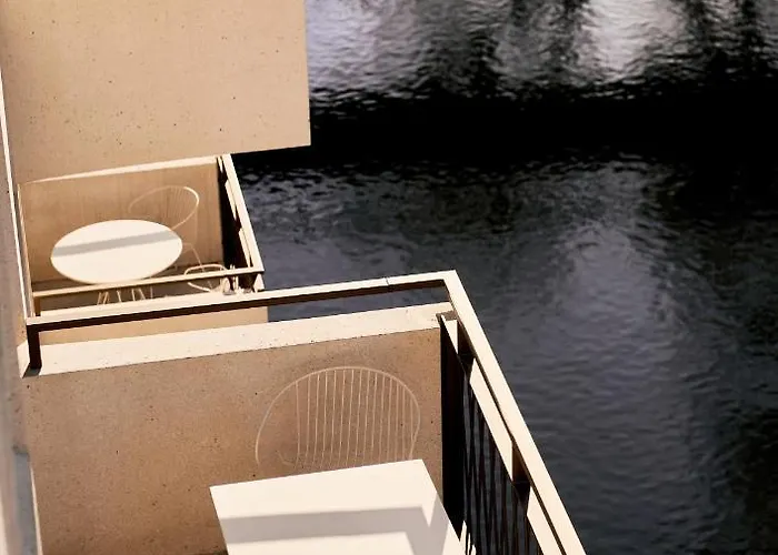 Karl August - A Neighborhood Hotel